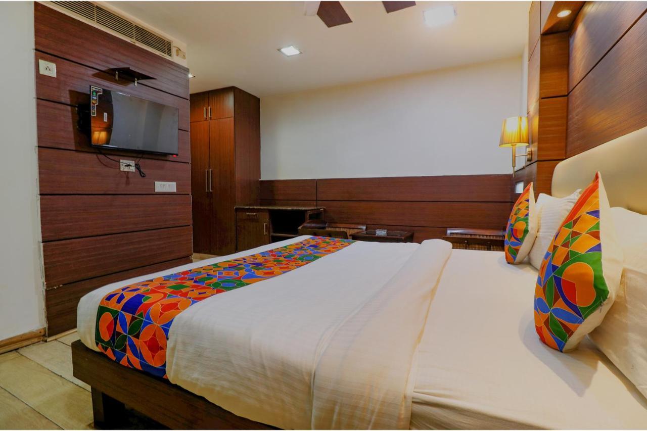 Fabhotel Admire Suites Nowe Delhi Zewnętrze zdjęcie