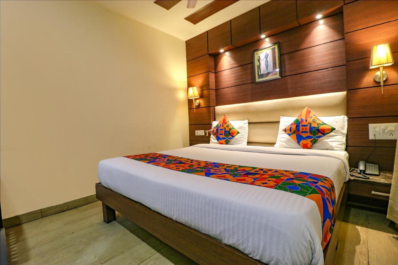 Fabhotel Admire Suites Nowe Delhi Zewnętrze zdjęcie