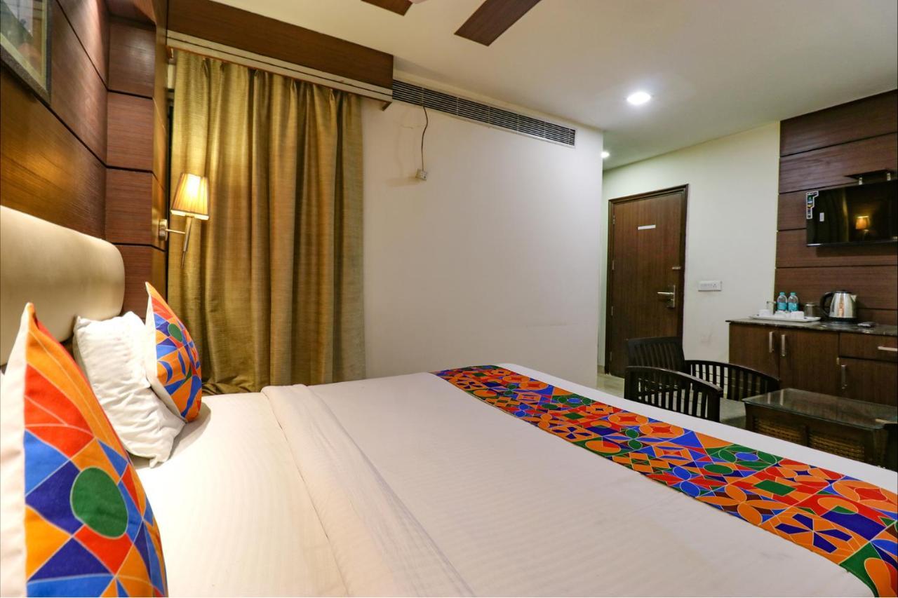 Fabhotel Admire Suites Nowe Delhi Zewnętrze zdjęcie