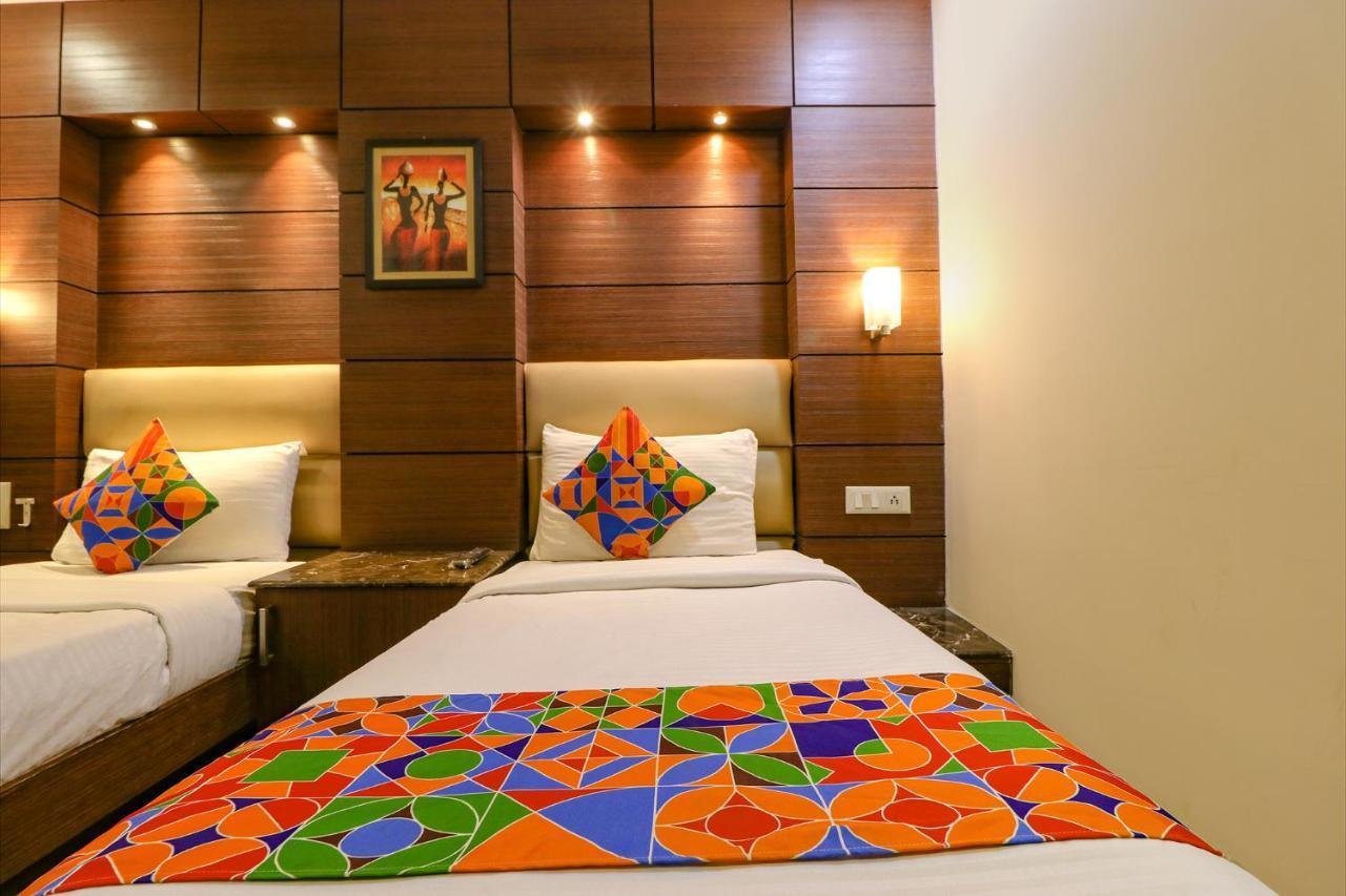 Fabhotel Admire Suites Nowe Delhi Zewnętrze zdjęcie